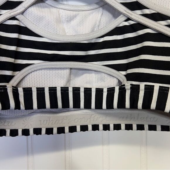 Athleta black and white stark stripe double dare bra small - Picture 11 of 12